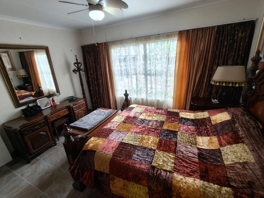 3 Bedroom Property for Sale in Safari Gardens North West